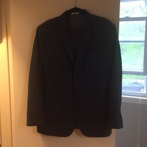 Men’s perry Ellis slim fit suit